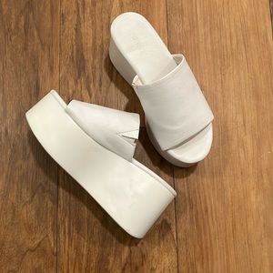 F21 platform white sandals size 6
